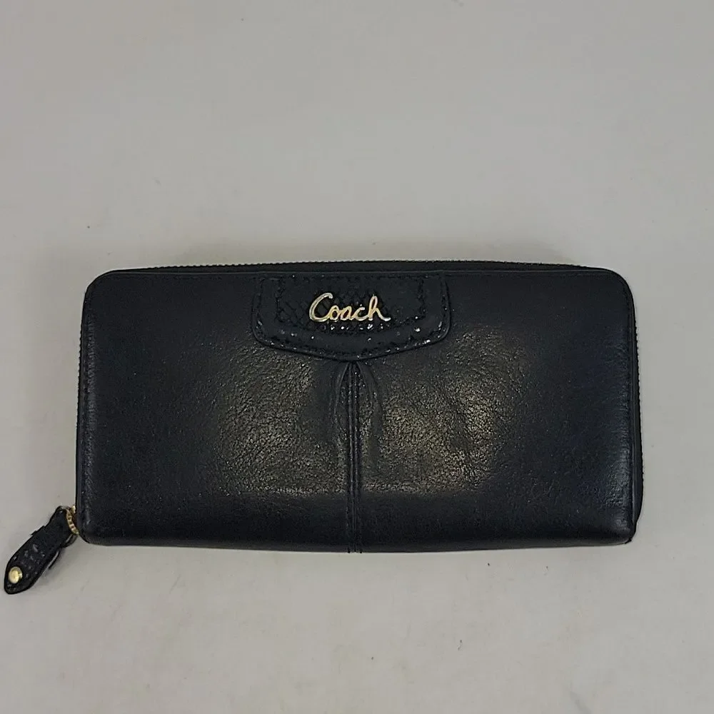 Coach Ashley Leather Wallet Accordion 3 Side Zip Black Wristlet